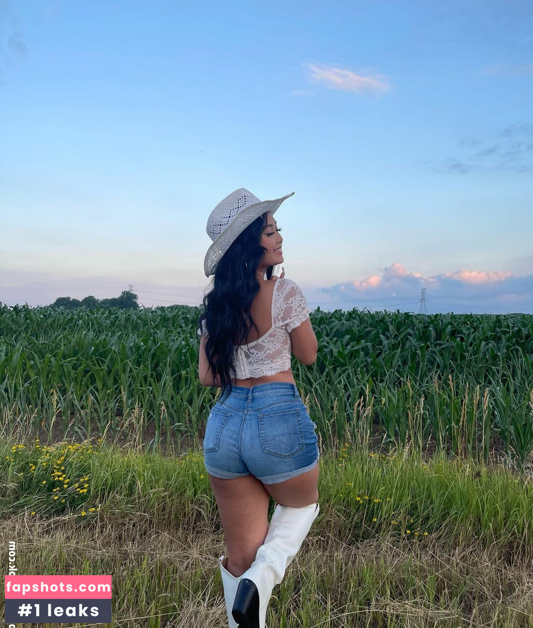 Samanthayang Nude Leaks OnlyFans Photos #15 - LeakJerk