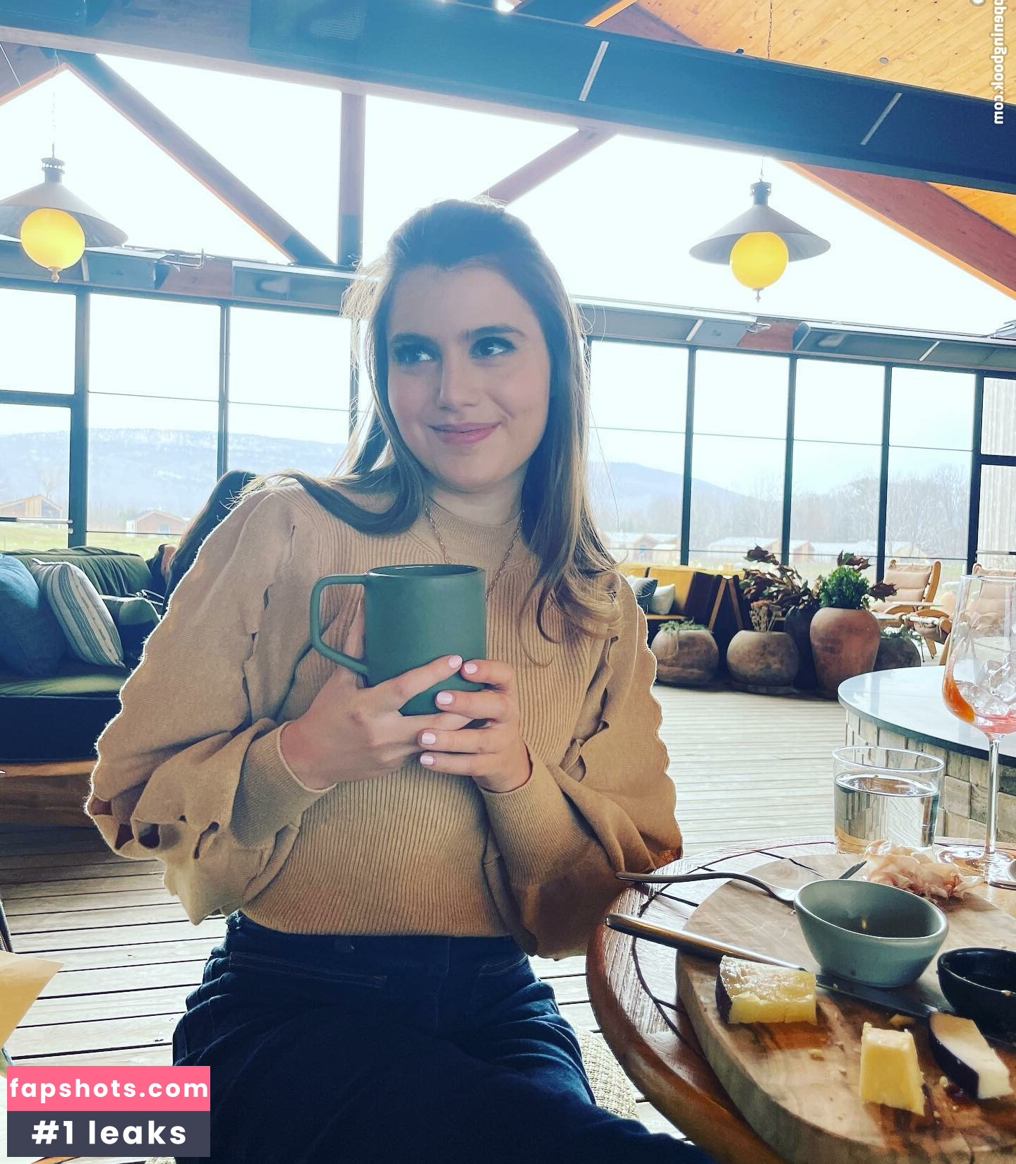 Sami Gayle gallery photo #7