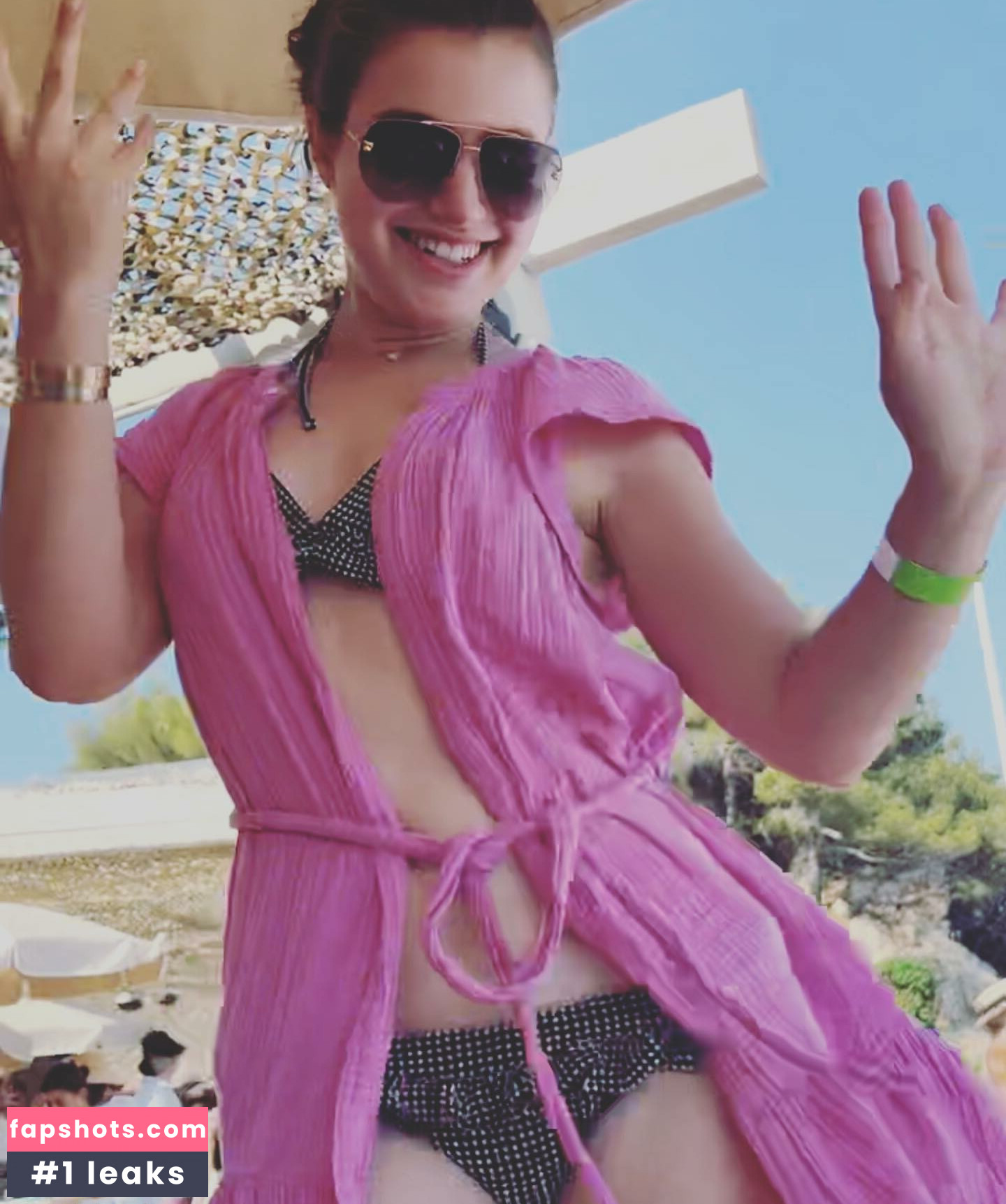 Sami Gayle gallery photo #8