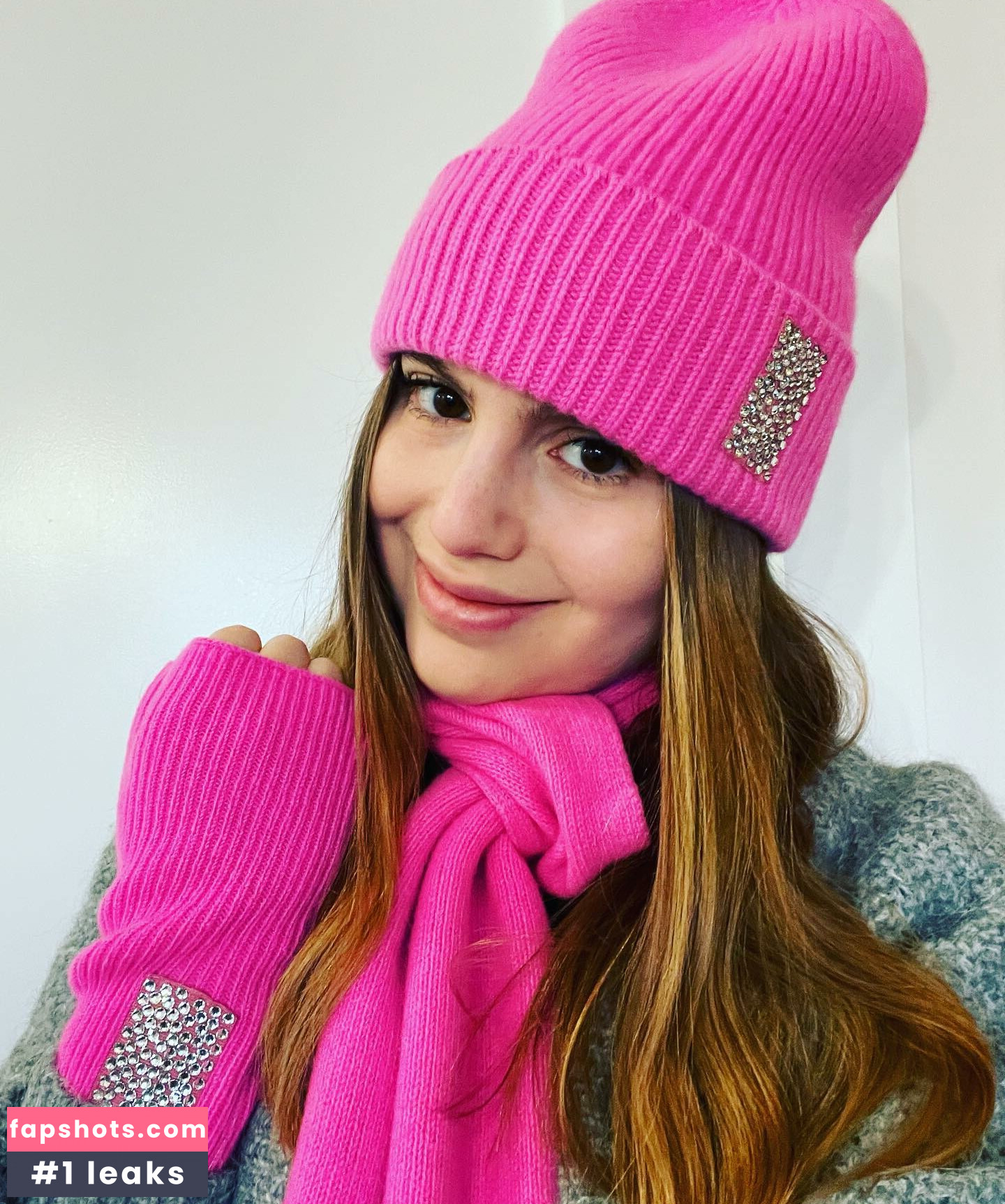 Sami Gayle gallery photo #10