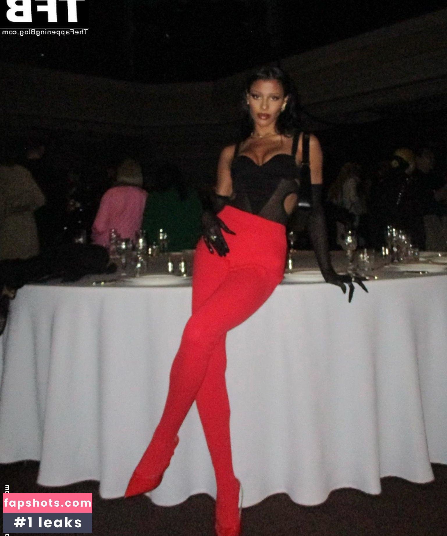 Sami Miro gallery photo #2