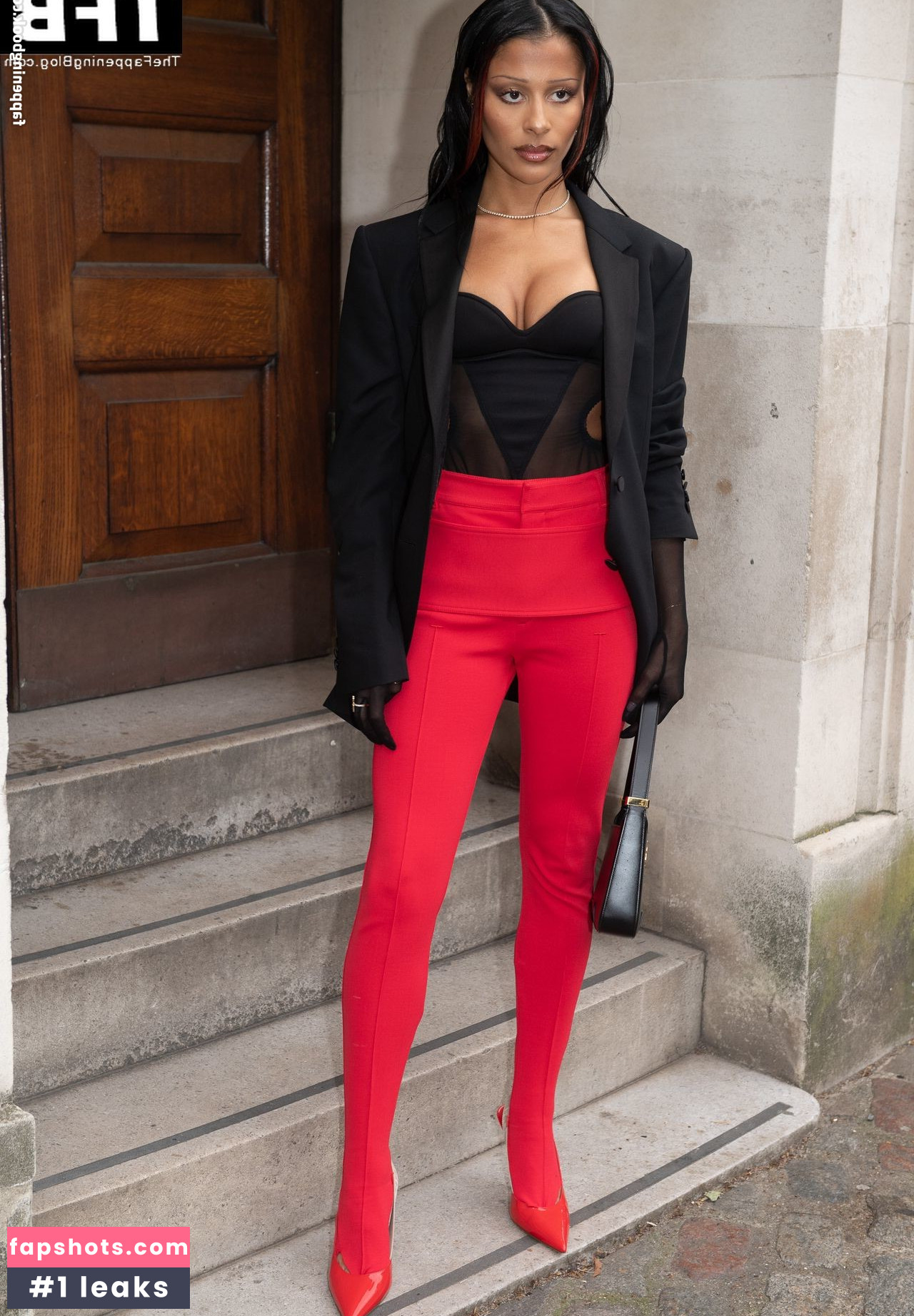 Sami Miro gallery photo #4