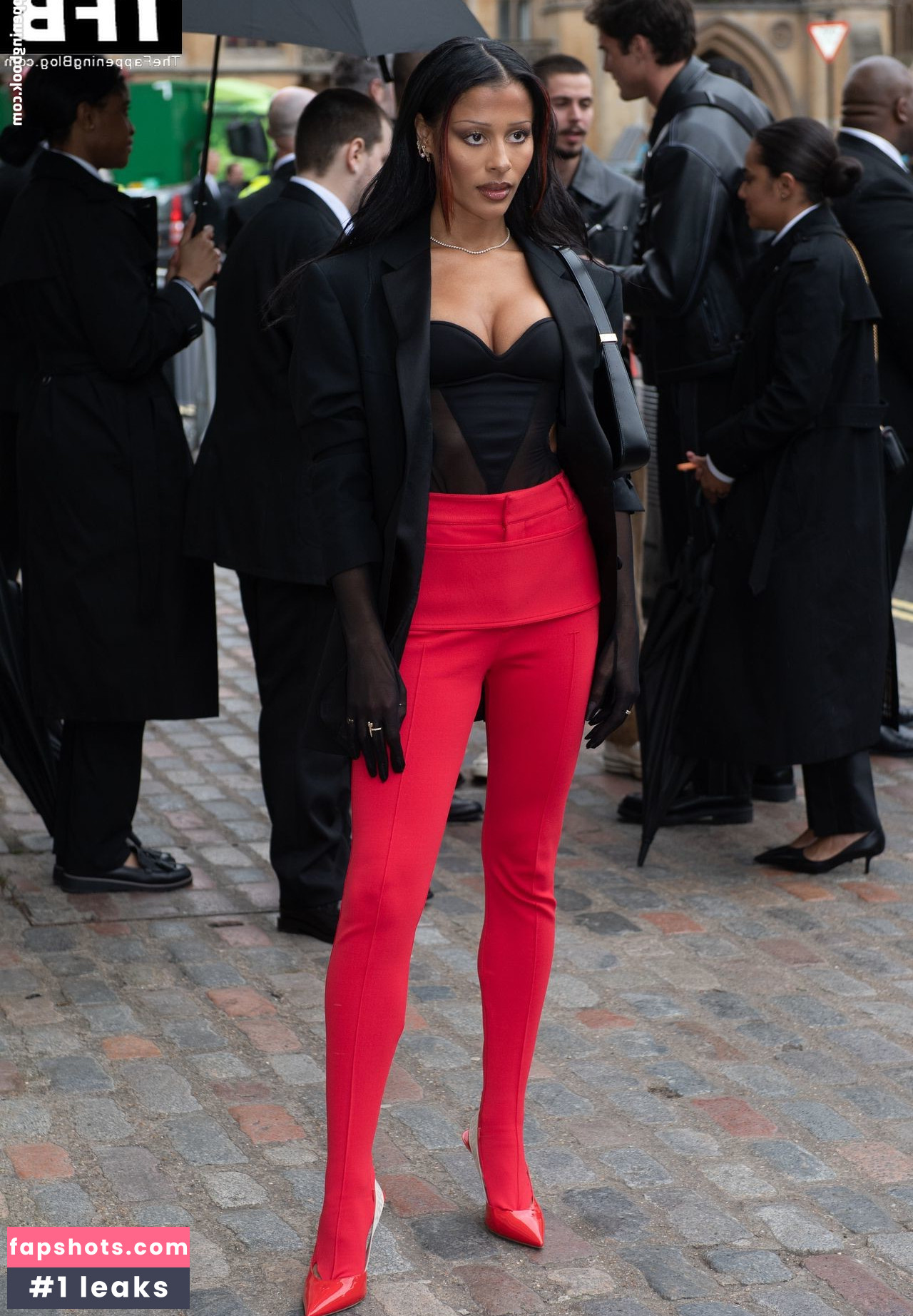 Sami Miro gallery photo #9