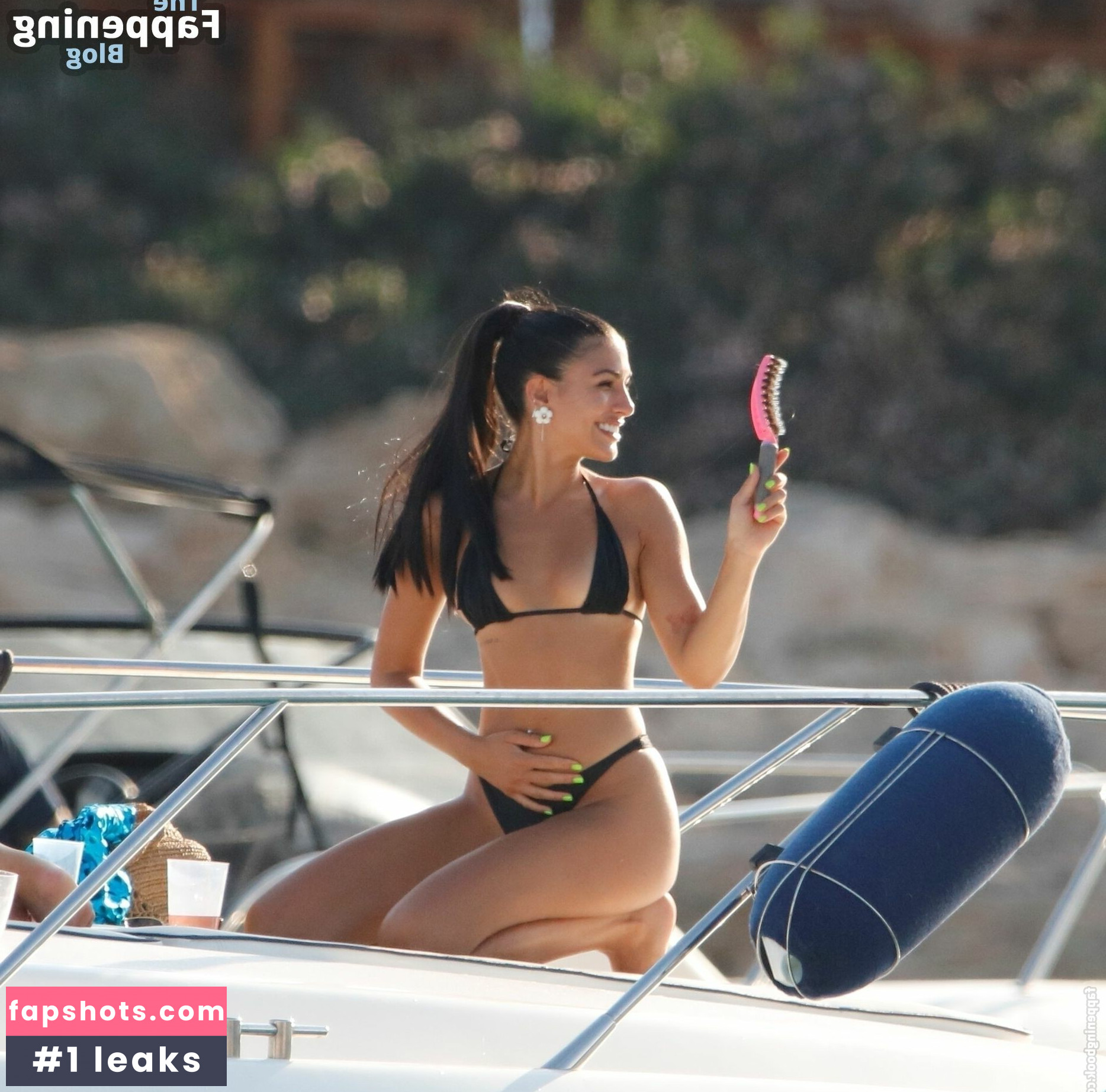 Samie Elishi gallery photo #23