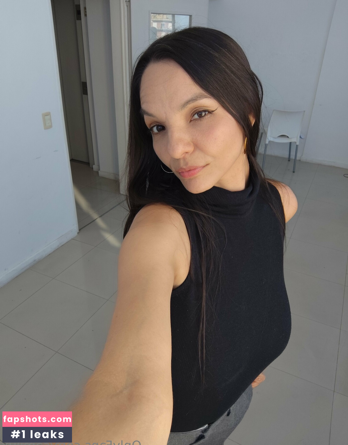 samilux nude babe gallery