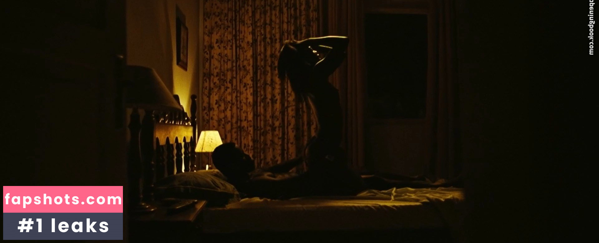 Samira Carvalho Bento nude babe gallery