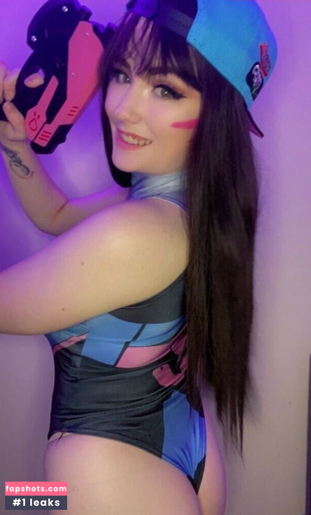 Sammi Dodger gallery photo #17