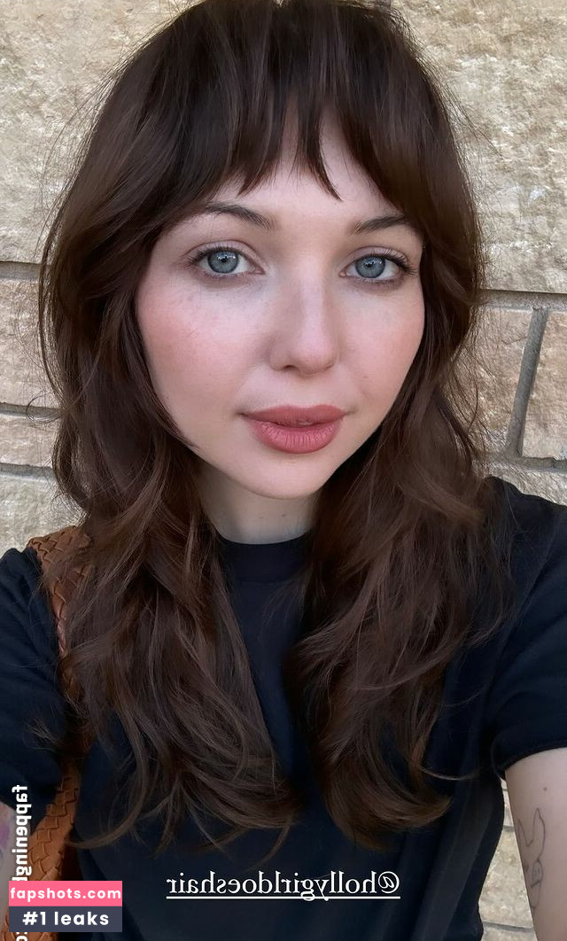 Sammi Hanratty gallery photo #149