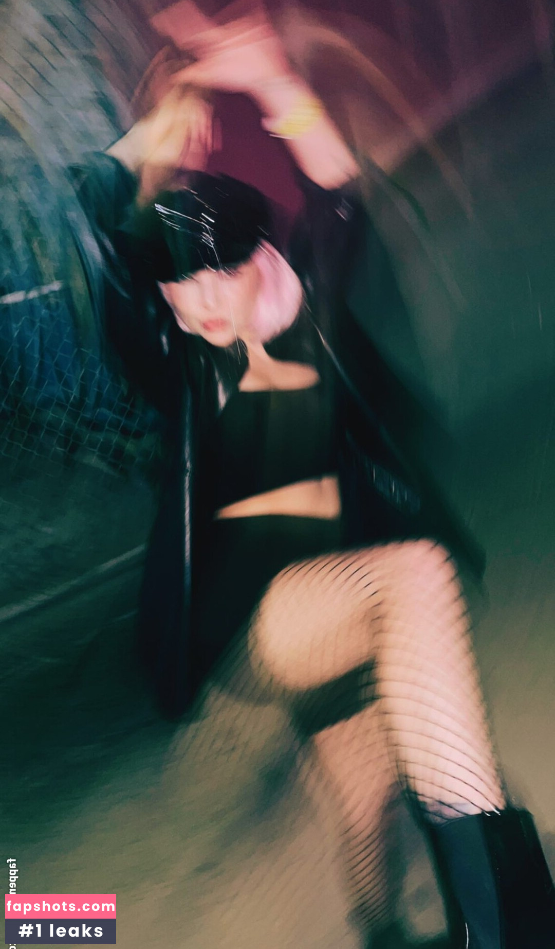 Sammi Hanratty gallery photo #161