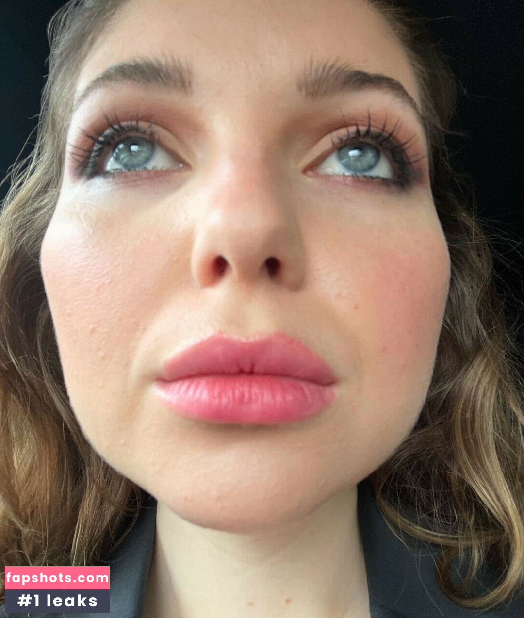 Sammi Hanratty gallery photo #173