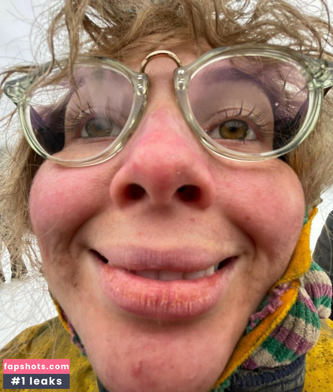 Sammi Hanratty gallery photo #175