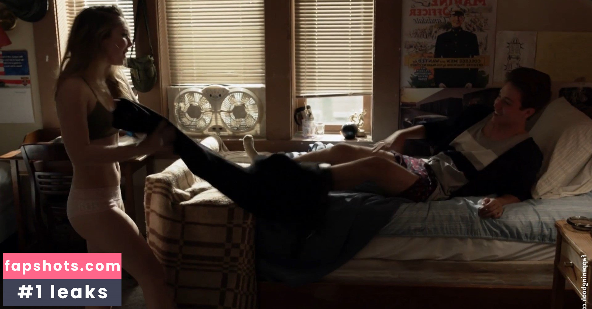 Sammi Hanratty gallery photo #475