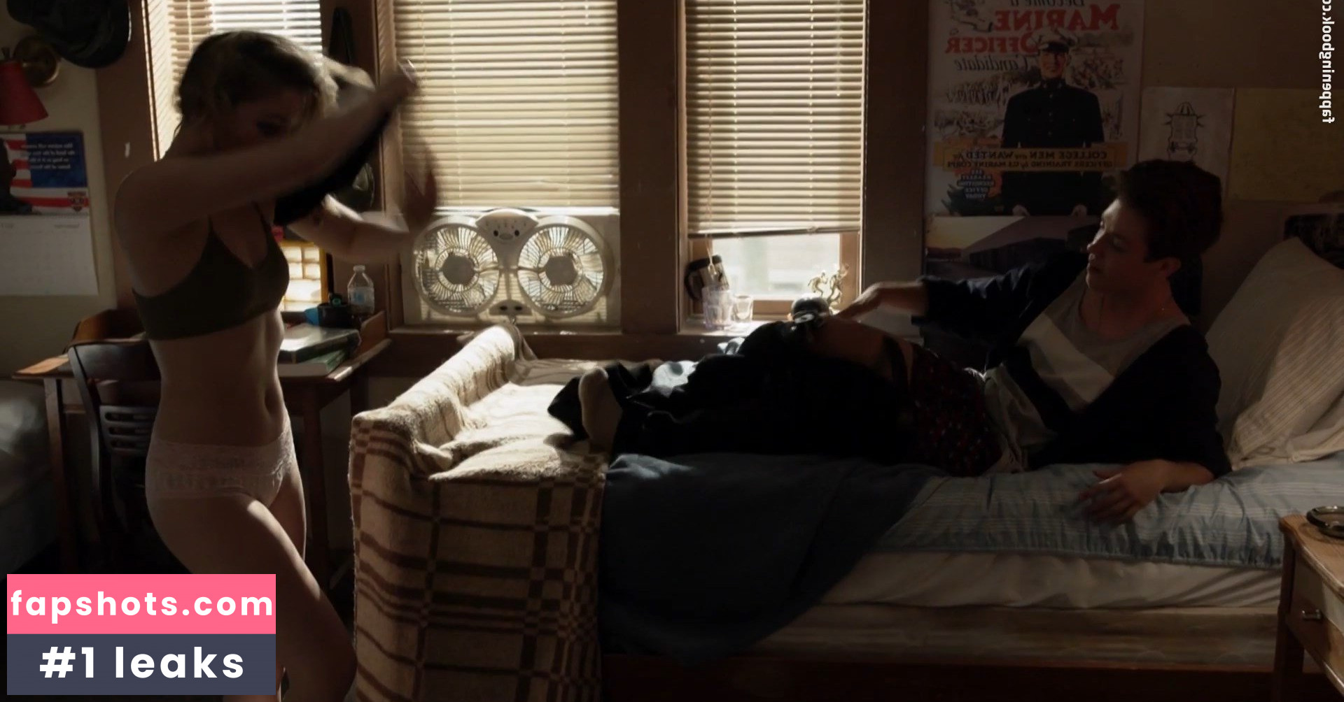 Sammi Hanratty gallery photo #476