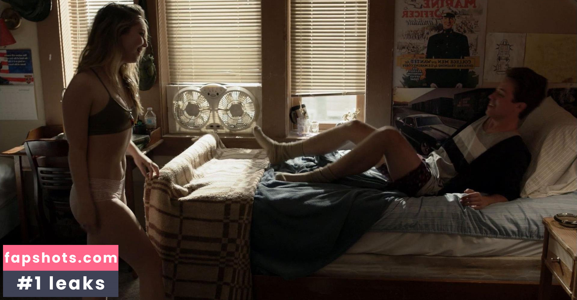 Sammi Hanratty gallery photo #482