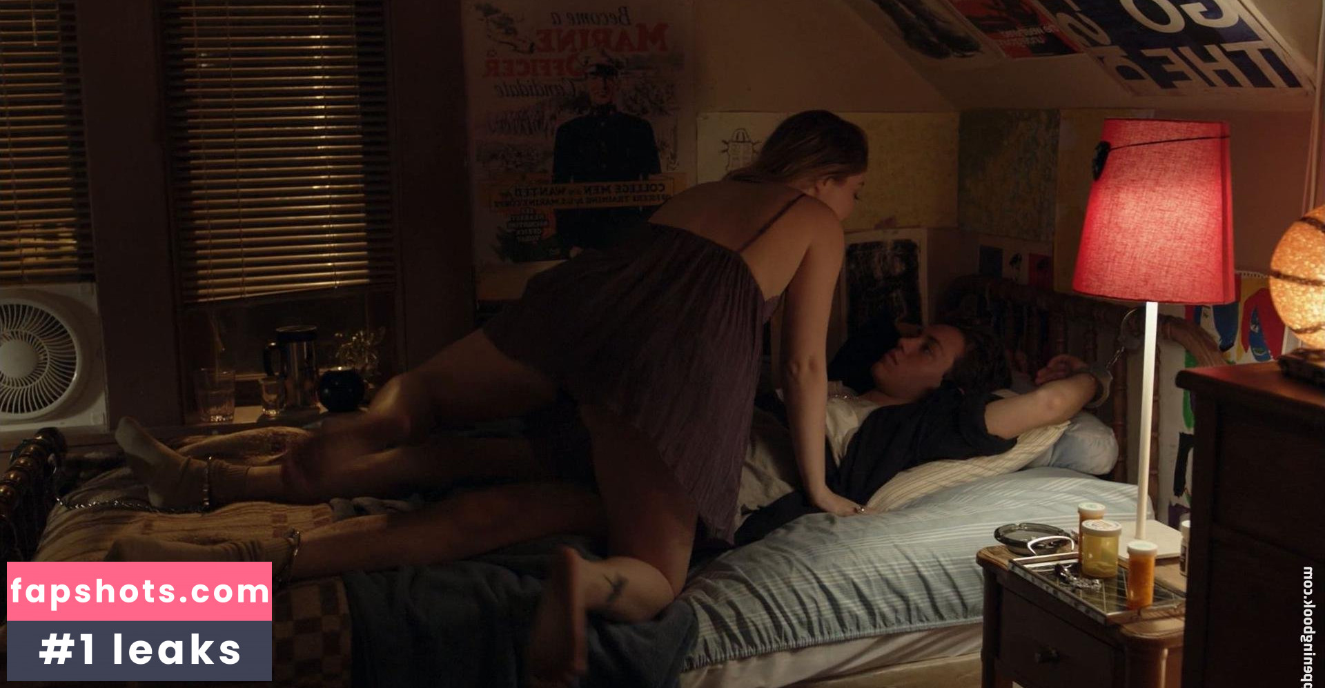 Sammi Hanratty gallery photo #487