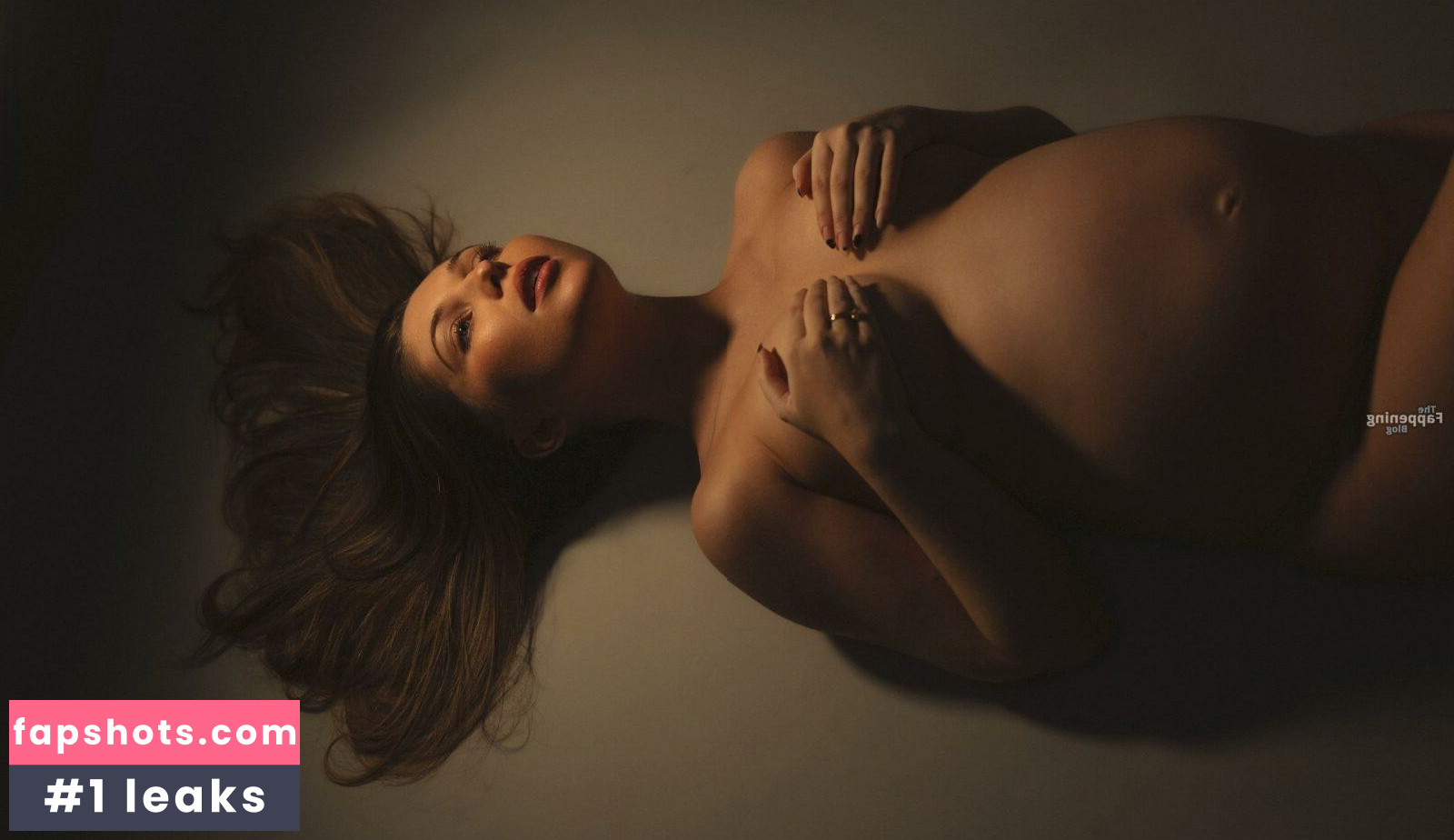 Sammi Hanratty gallery photo #50