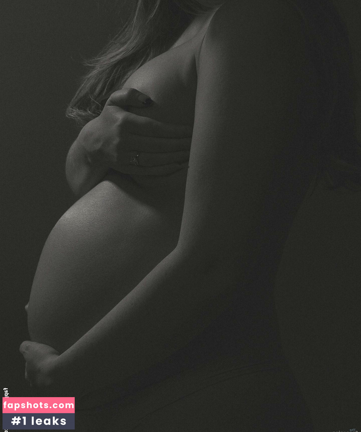 Sammi Hanratty gallery photo #51