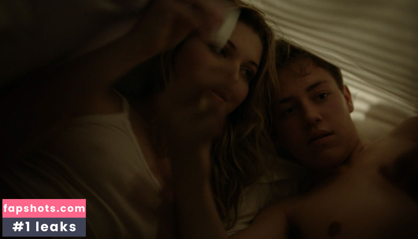 Sammi Hanratty gallery photo #523