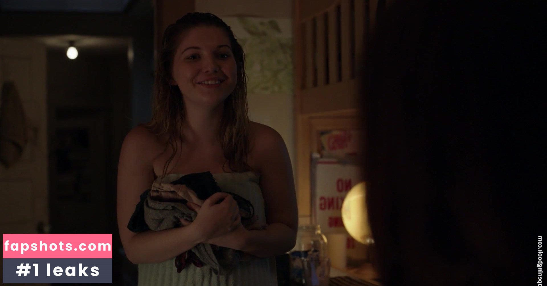 Sammi Hanratty gallery photo #525