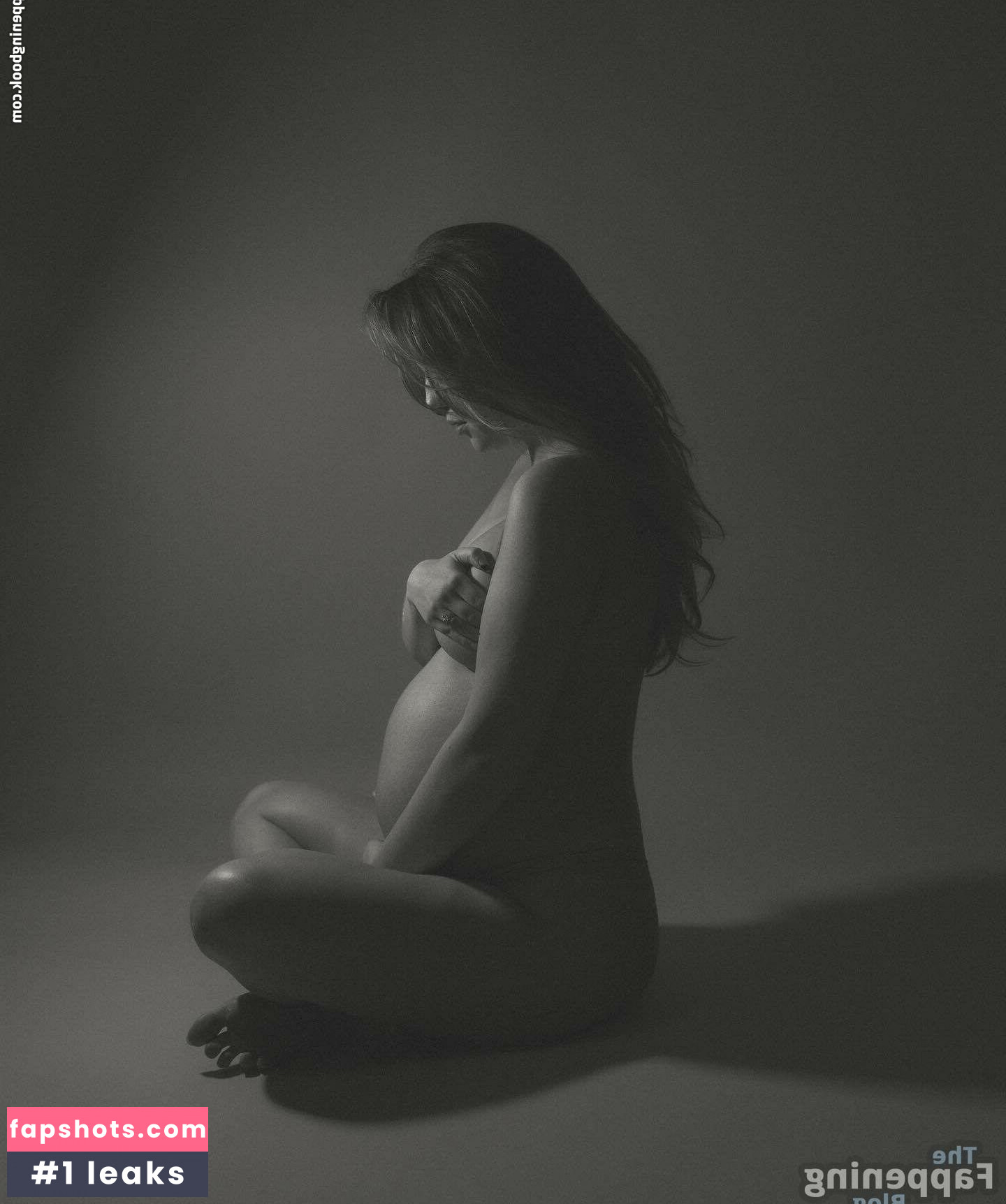 Sammi Hanratty gallery photo #61