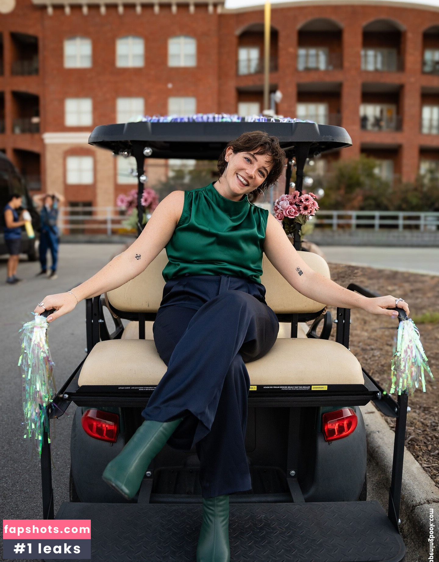 Sammy Rae gallery photo #2