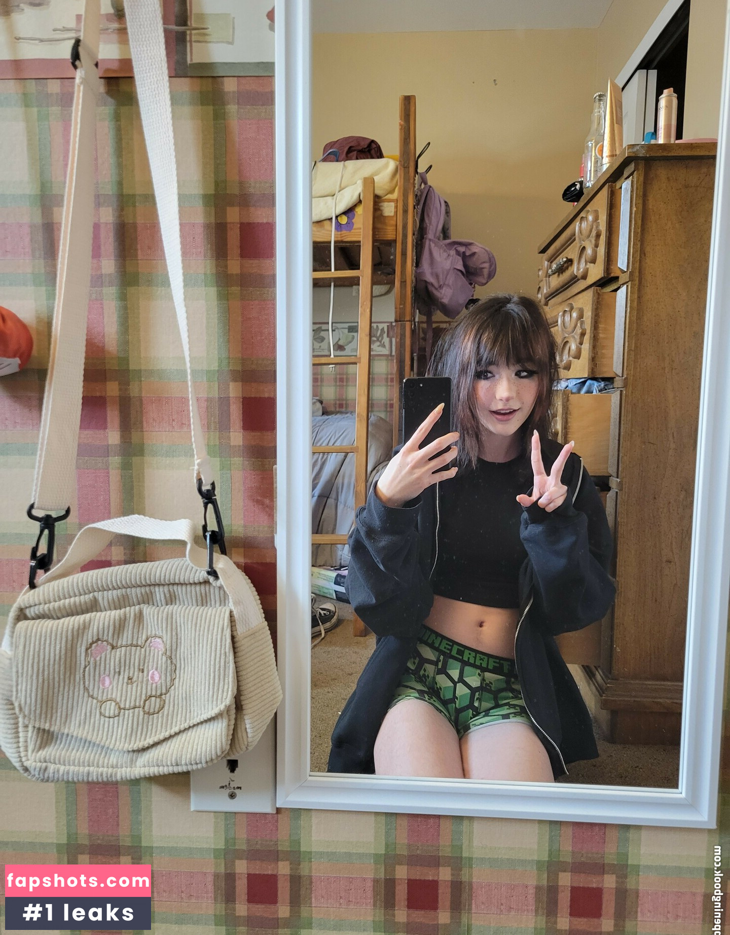 Sammynoodlesoup gallery photo #136