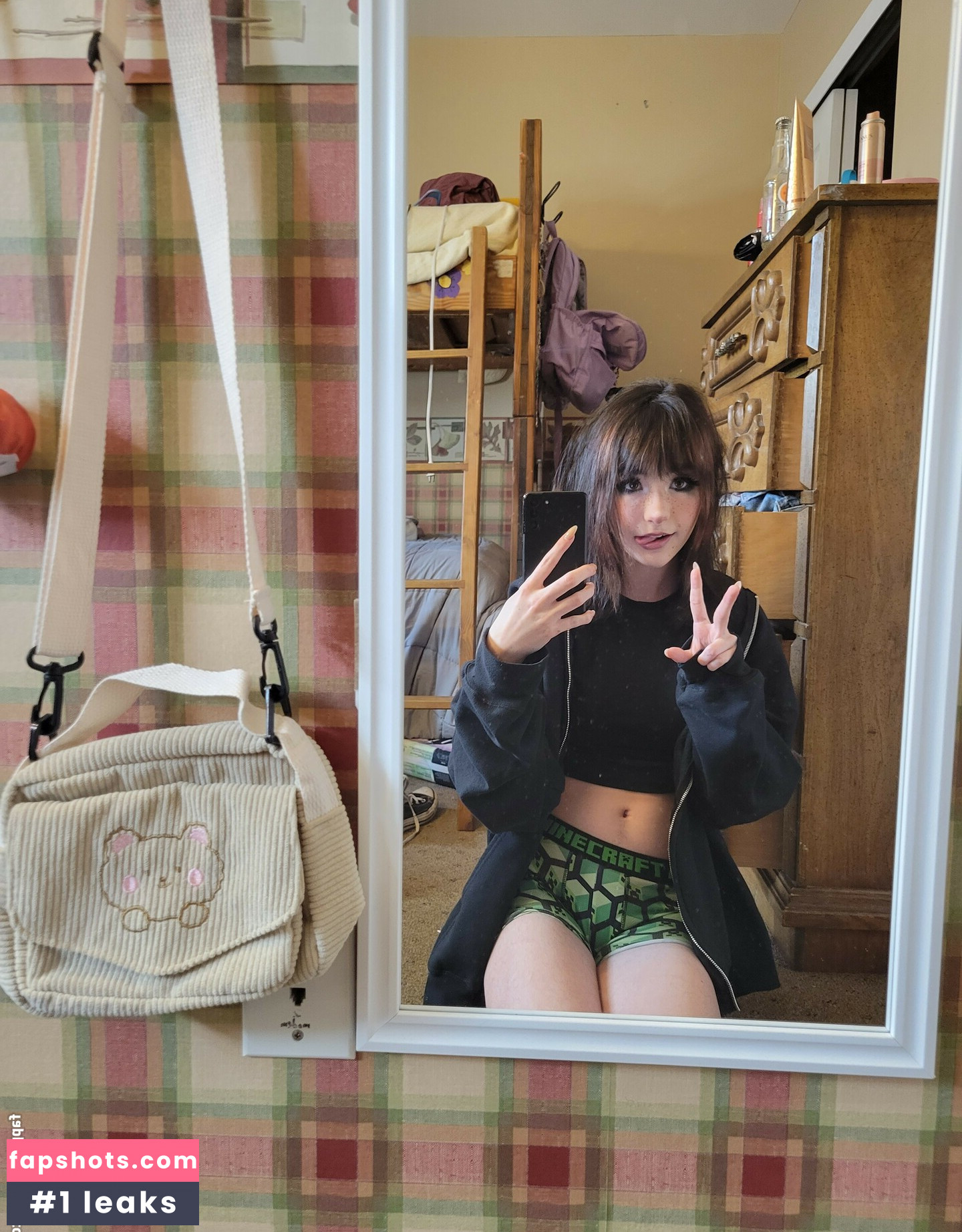 Sammynoodlesoup gallery photo #138