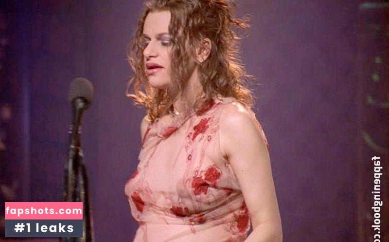 Sandra Bernhard gallery photo #15