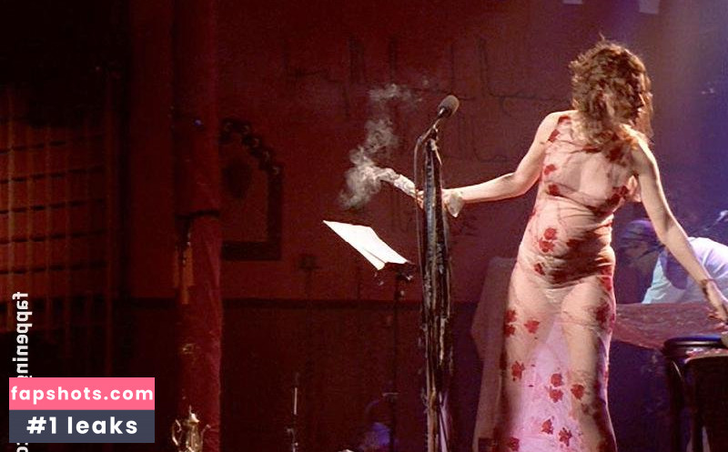 Sandra Bernhard gallery photo #16