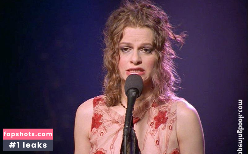 Sandra Bernhard gallery photo #17