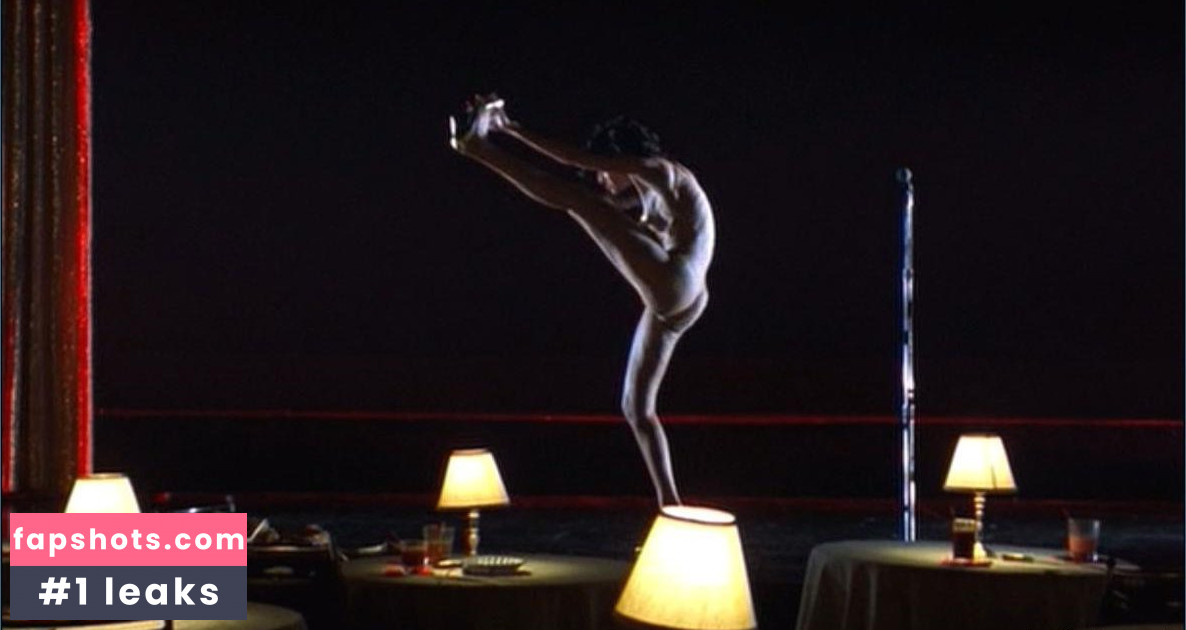 Sandra Bernhard gallery photo #9