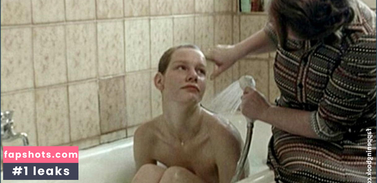 Sandra Hüller gallery photo #28