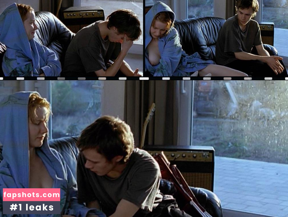 Sandra Hüller gallery photo #30