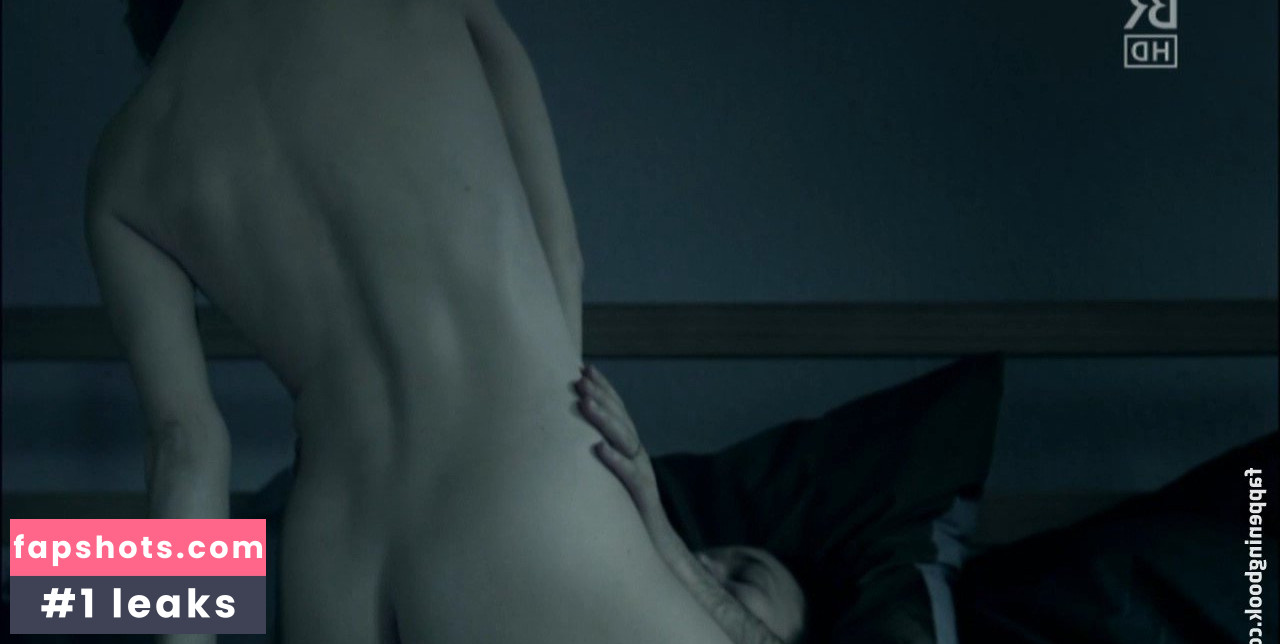 Sandra Hüller gallery photo #10