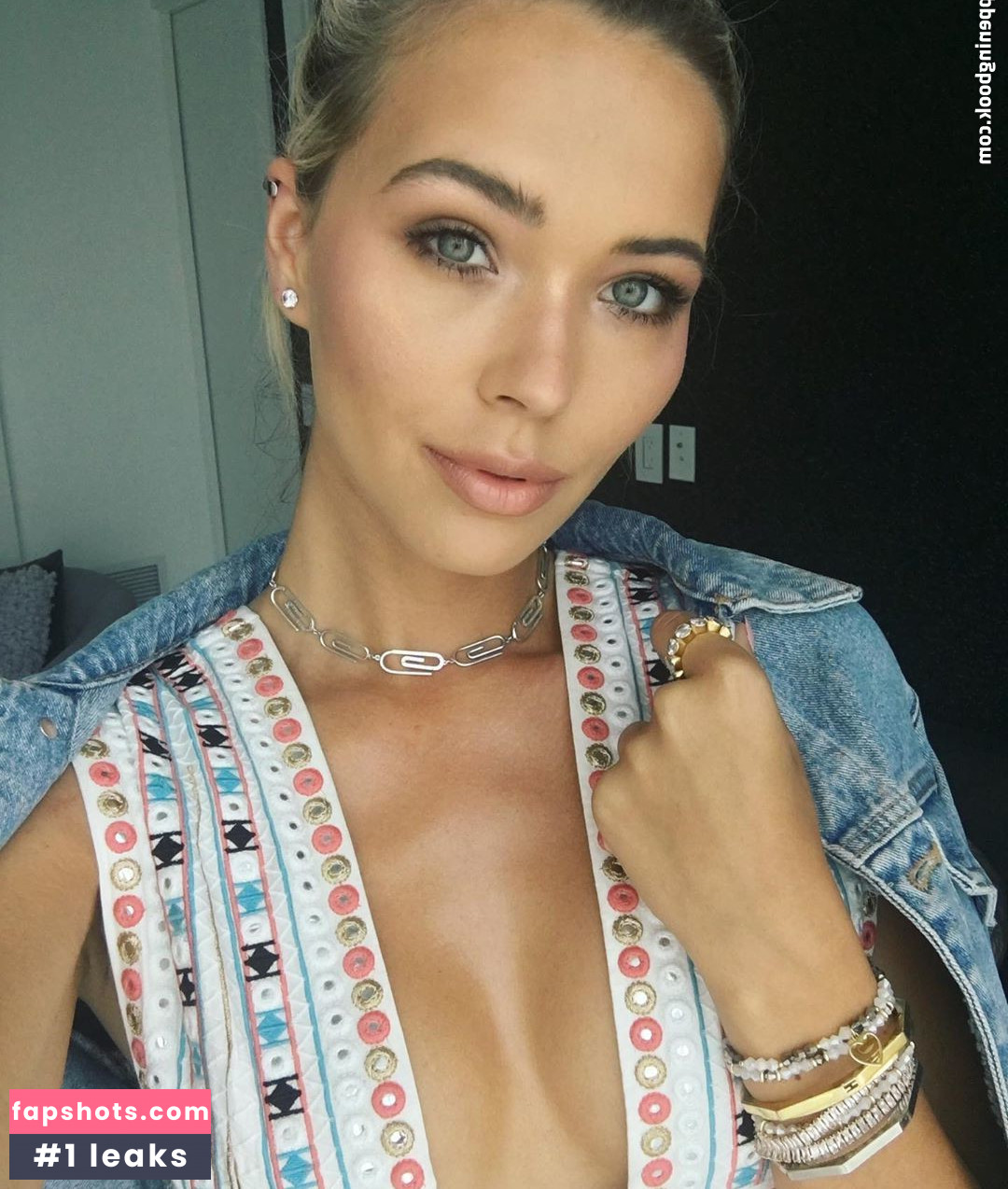 Sandra Kubicka gallery photo #158