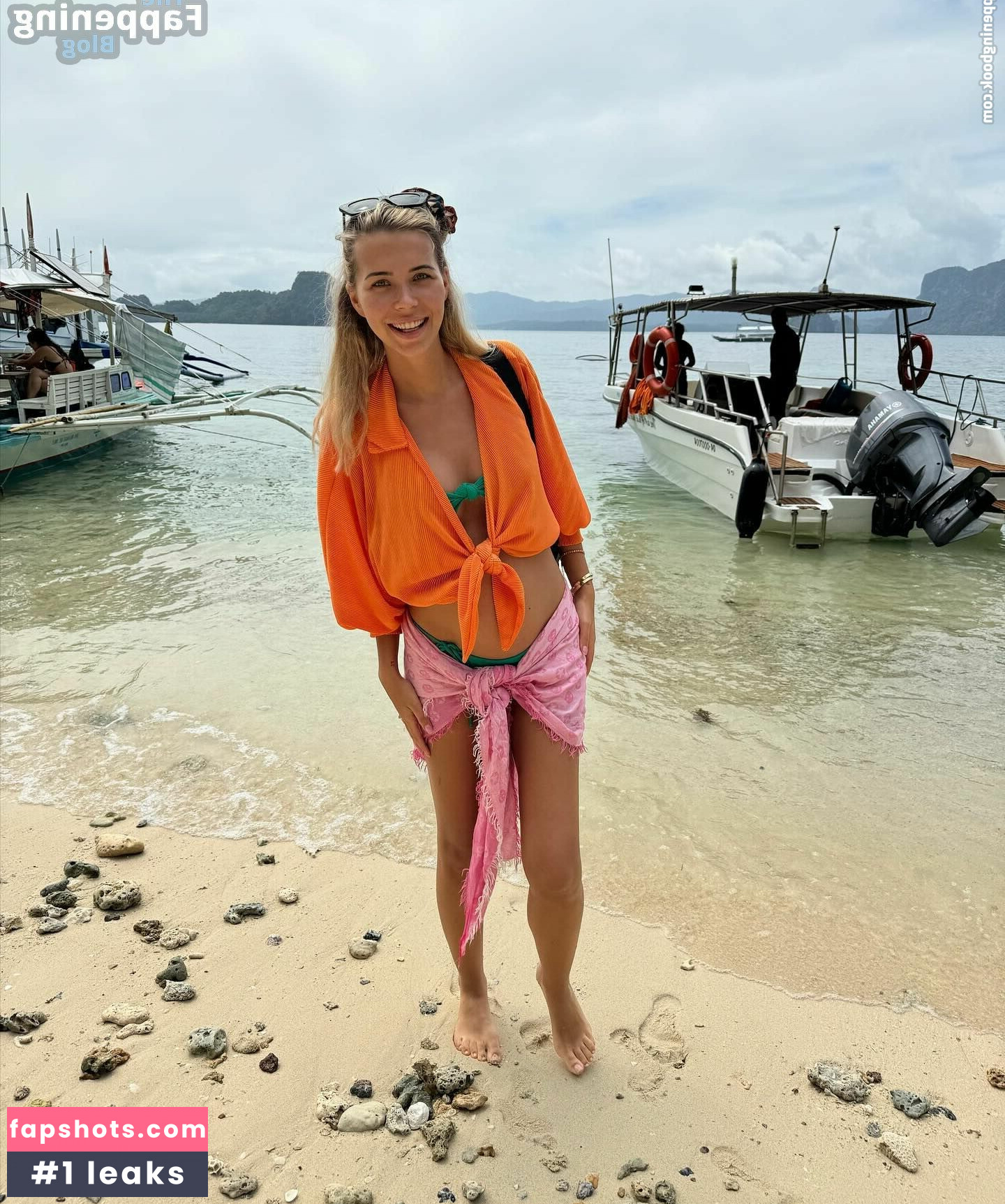 Sandra Kubicka gallery photo #63