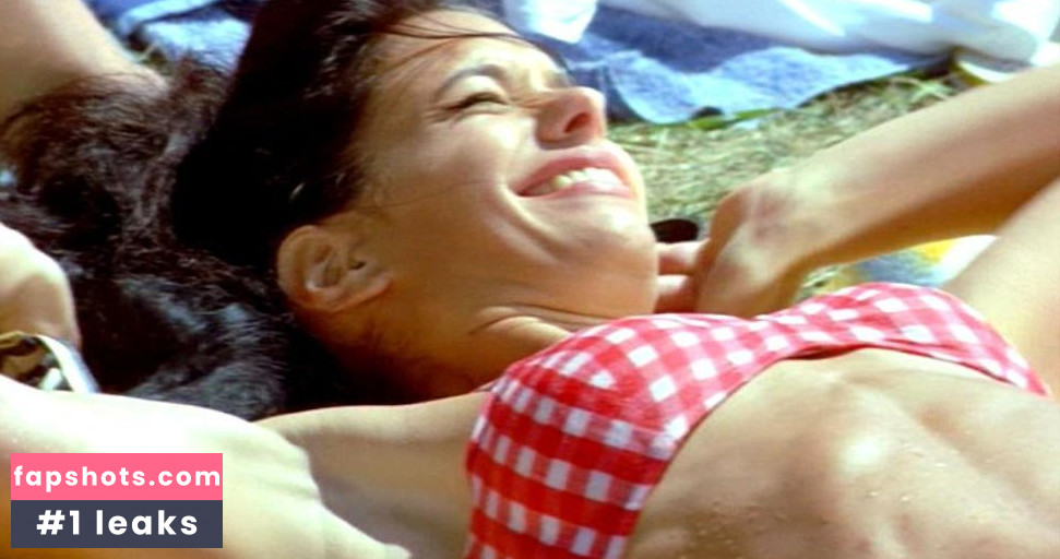 Sandra Speichert gallery photo #21