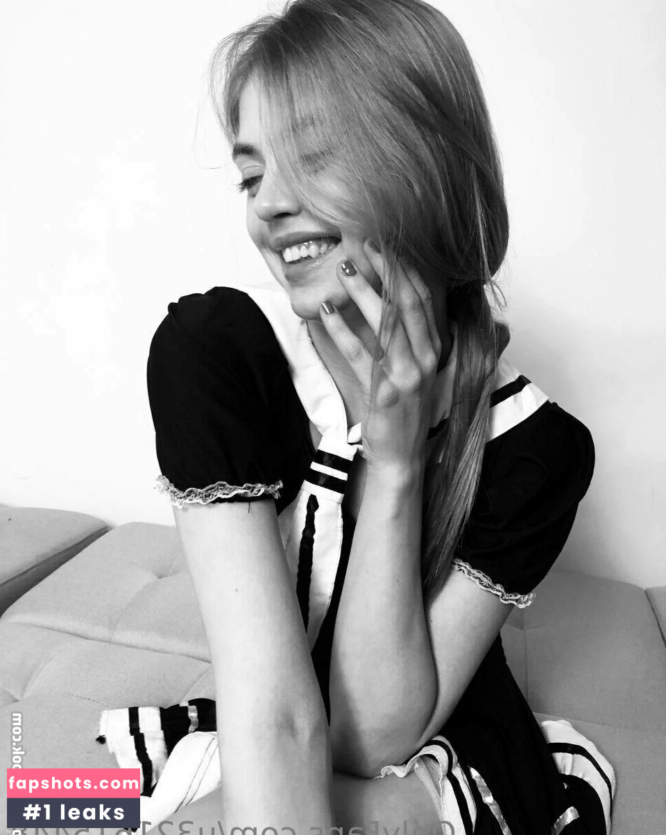 sandrateeny gallery photo #13