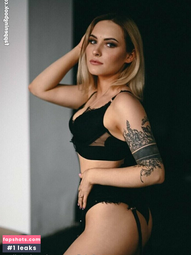 sandrateilorr gallery photo #4