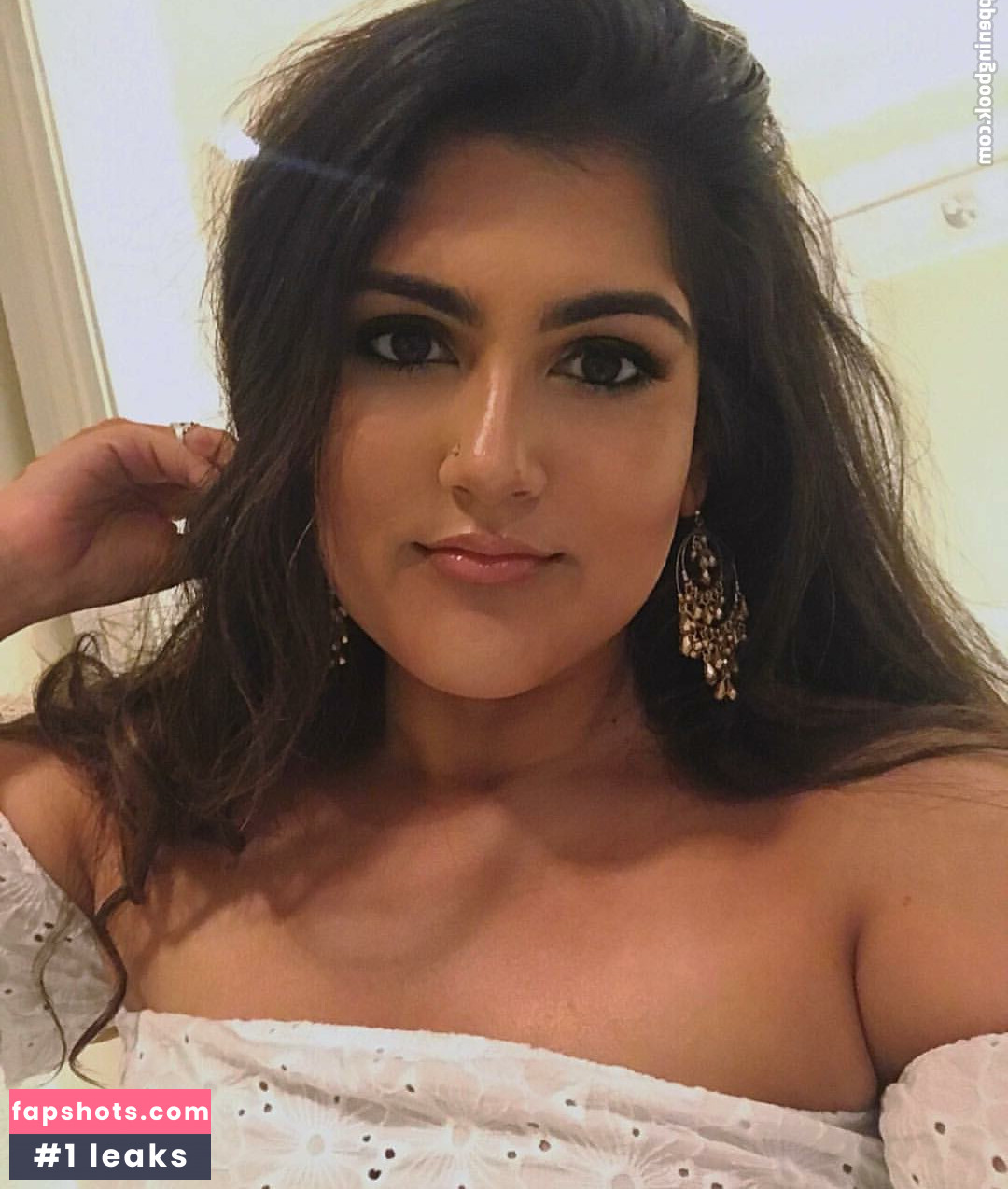 Sanjana gallery photo #27