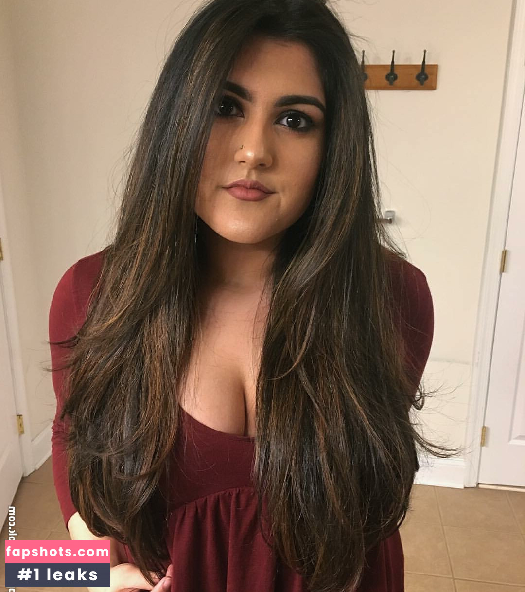 Sanjana gallery photo #28