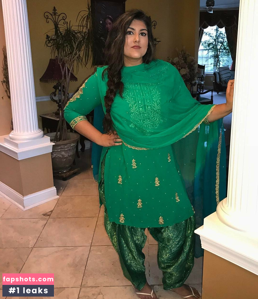 Sanjana gallery photo #29