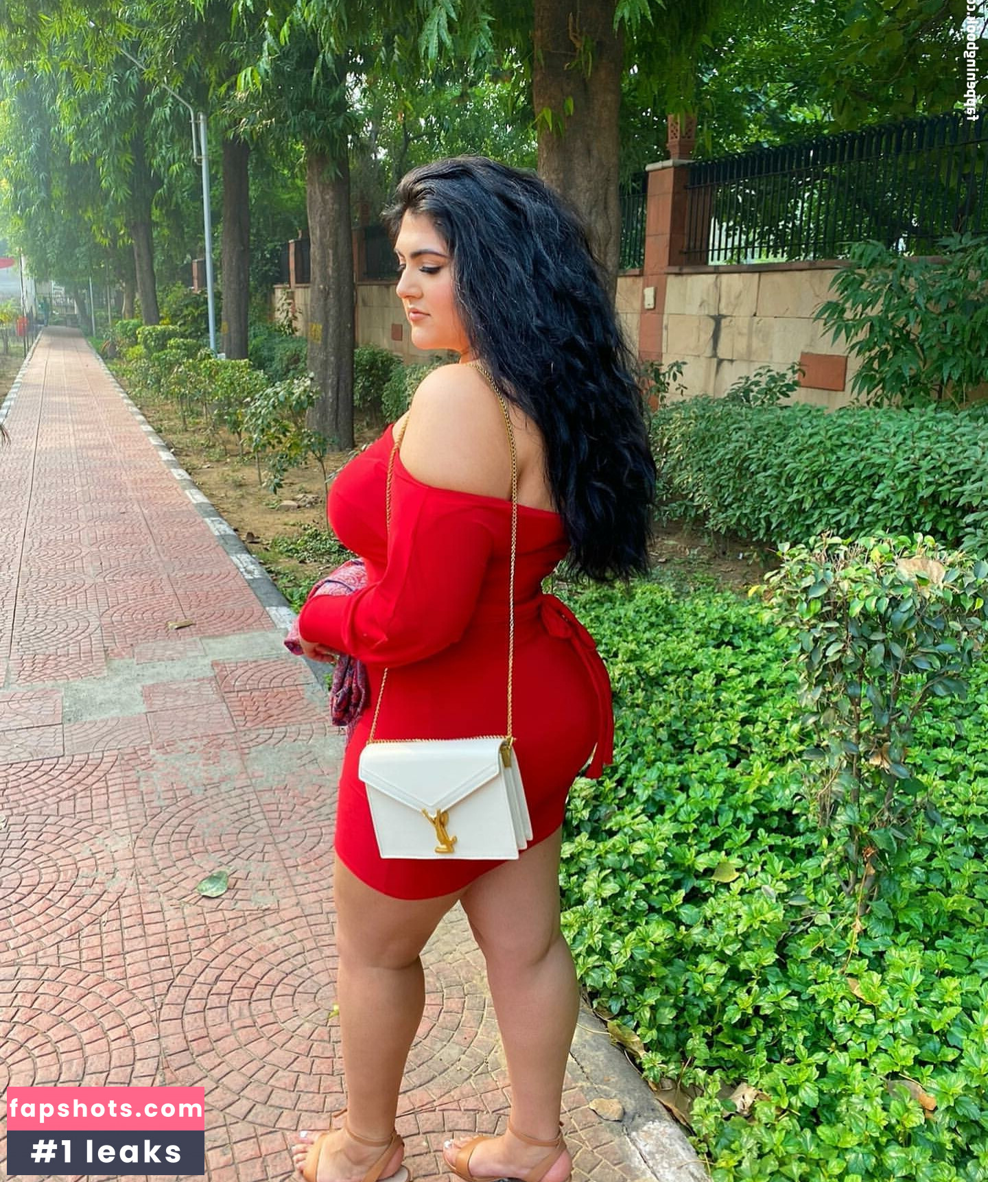 Sanjana gallery photo #48