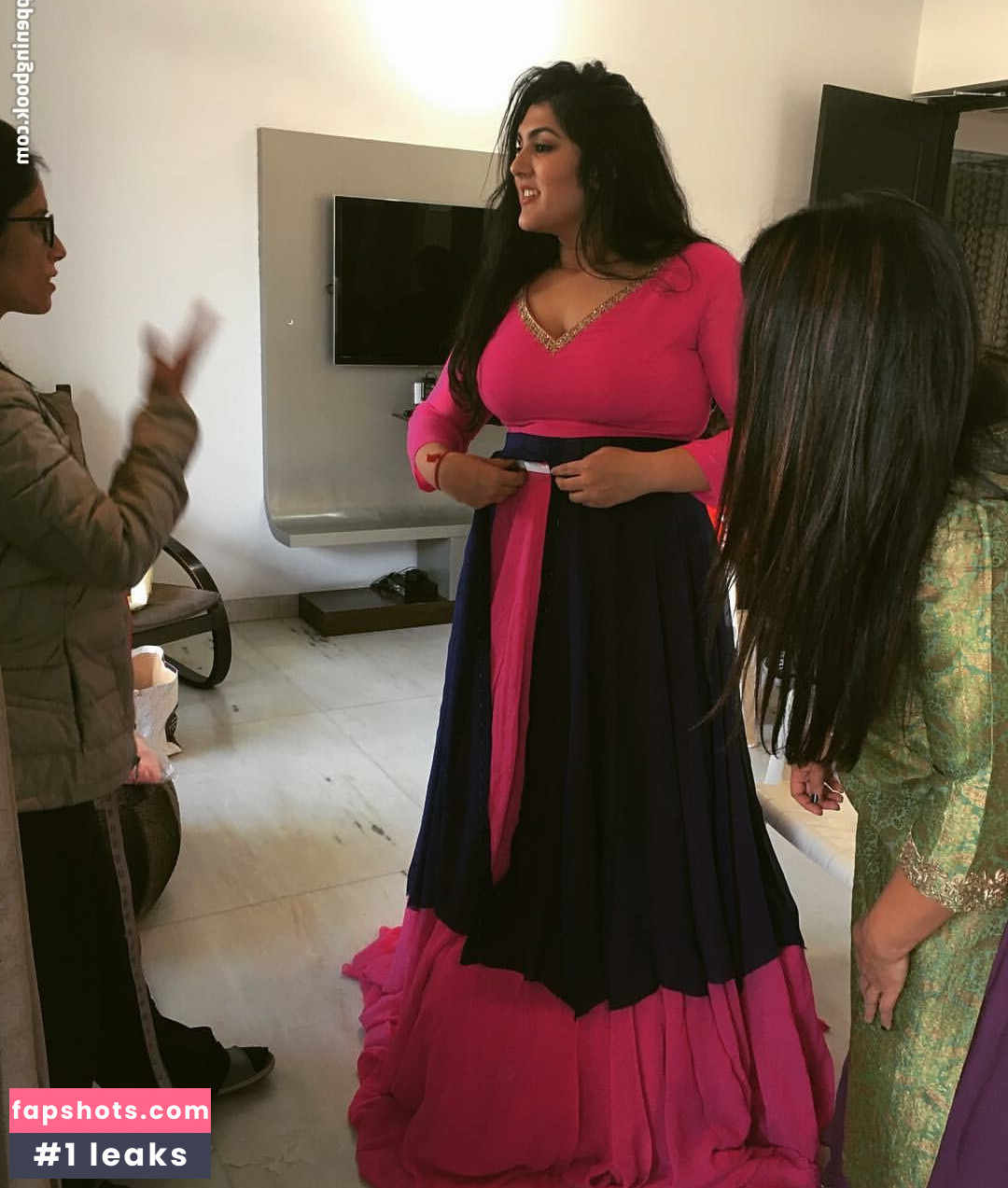 Sanjana gallery photo #50