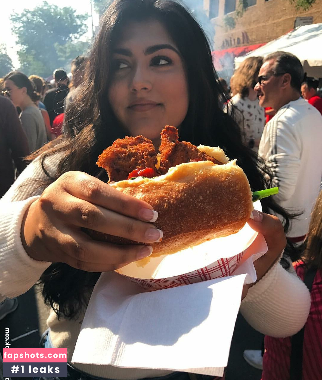 Sanjana gallery photo #52