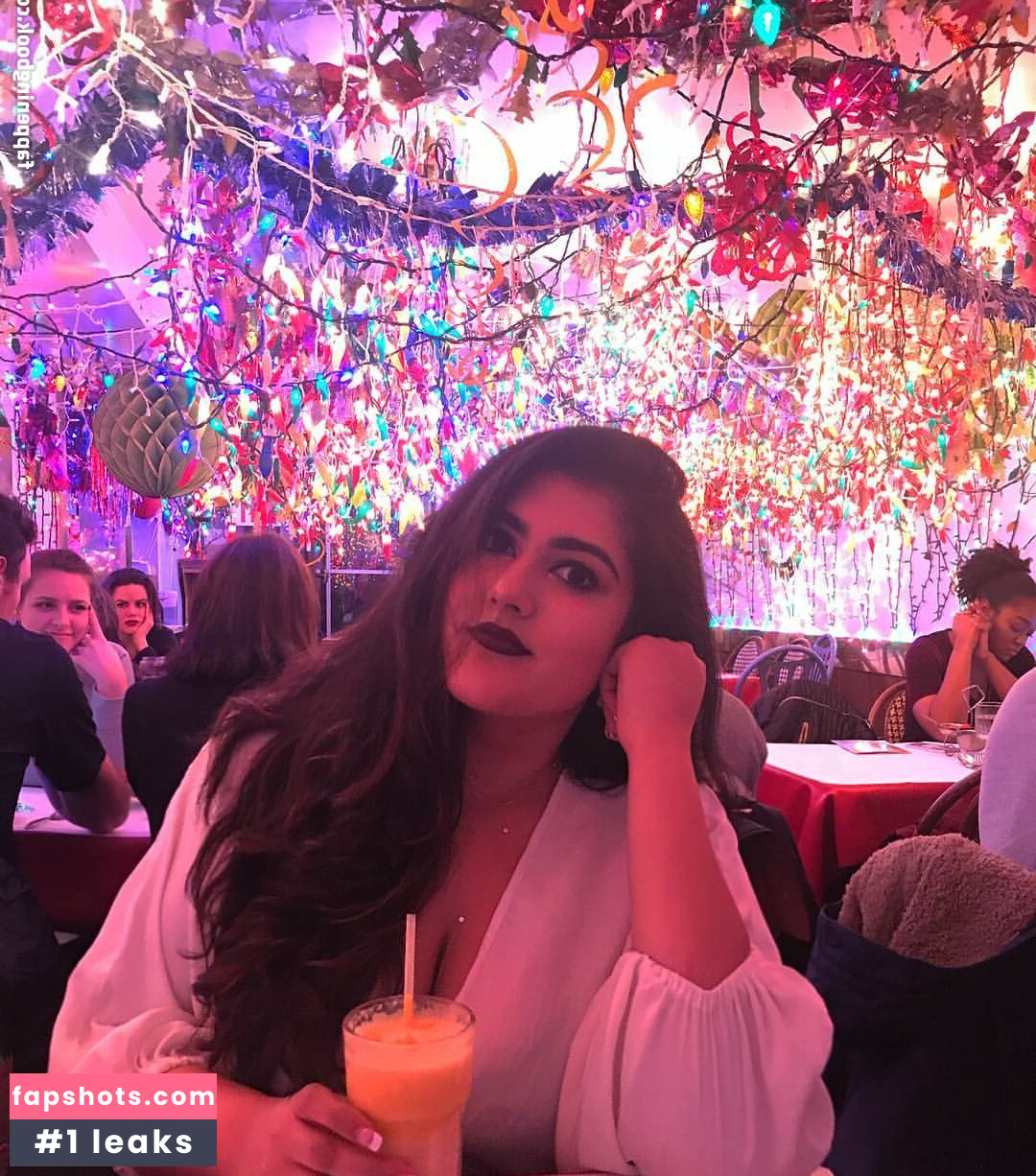 Sanjana gallery photo #9