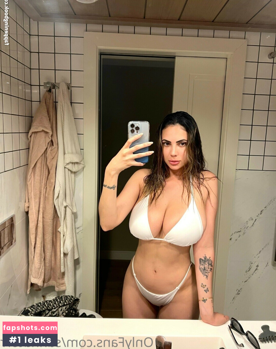 Sanna Meira gallery photo #7