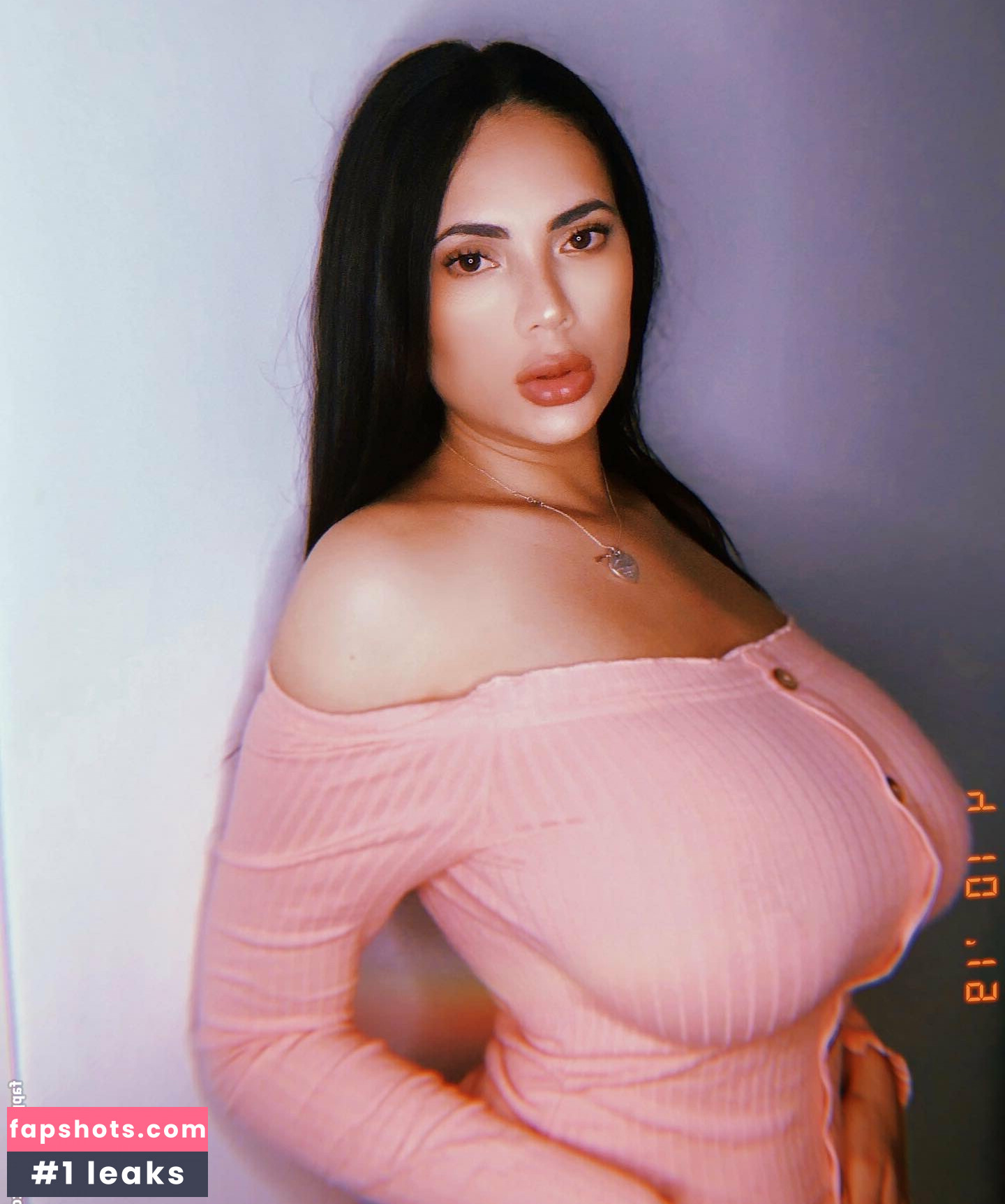 Sanna Torr gallery photo #7