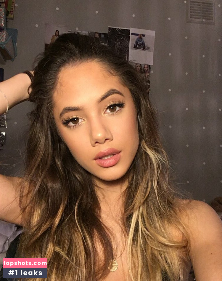 Saoirse Alicia Behzadi gallery photo #7