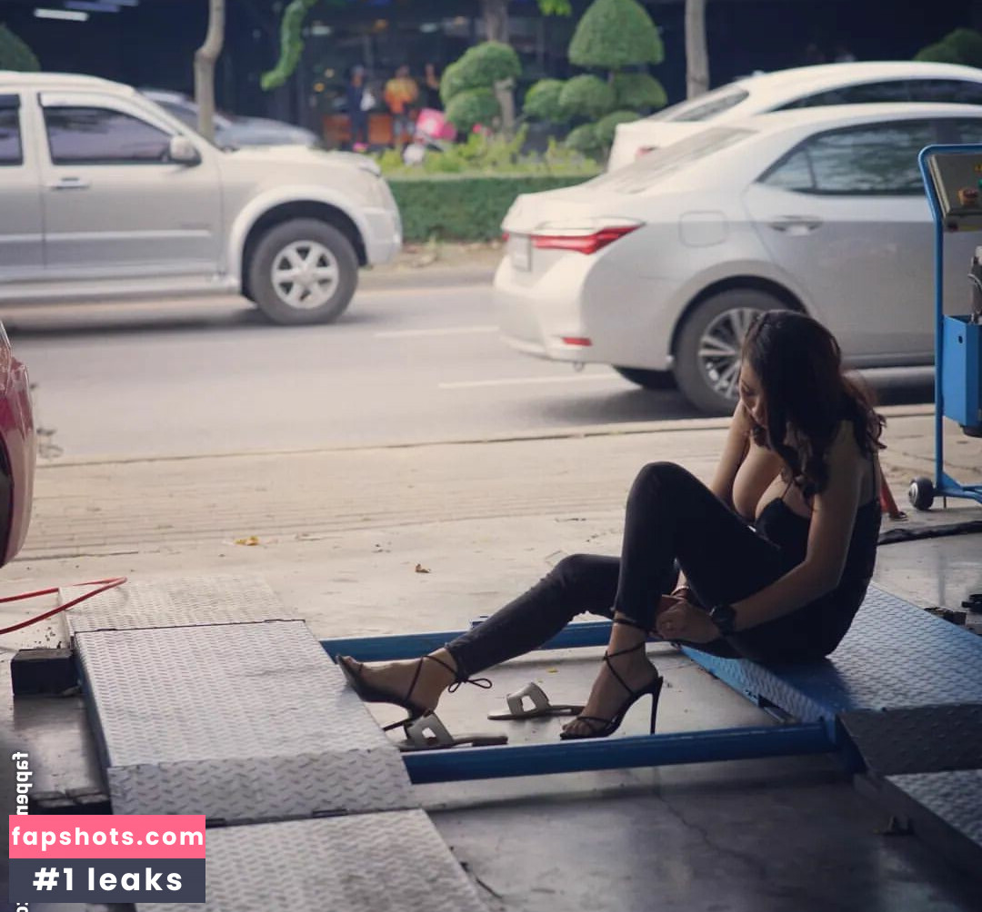 Saowalak Saifak gallery photo #5